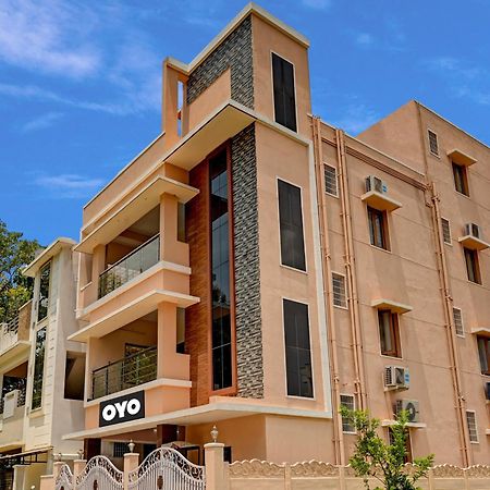 Hotel O Sharin Service Apartments Suramangalam Bagian luar foto