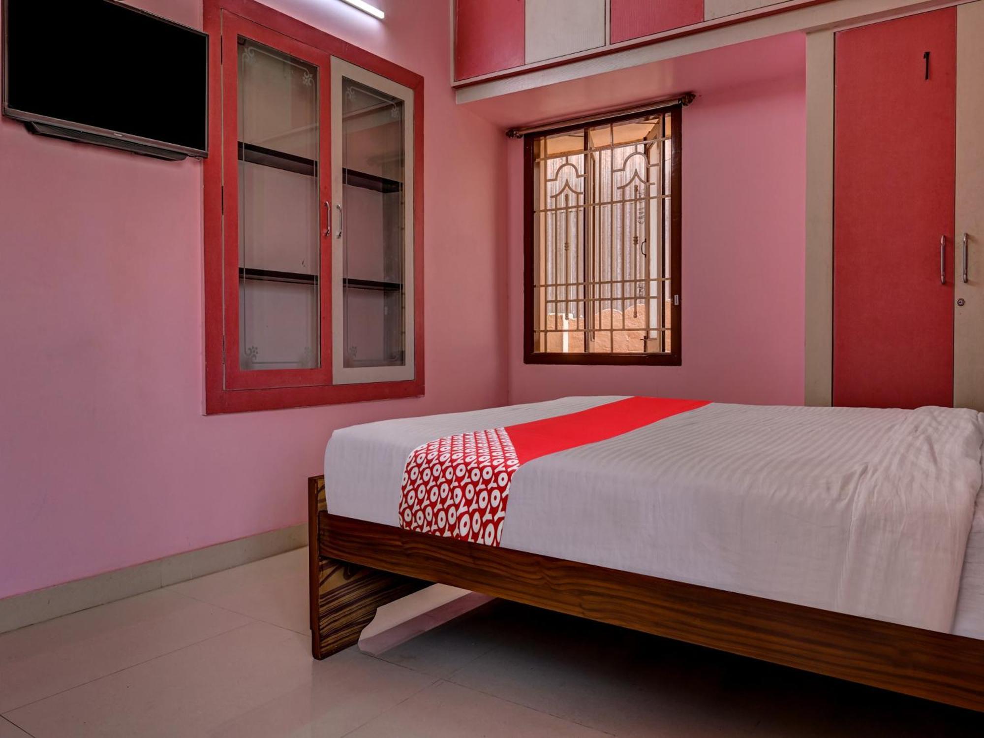 Hotel O Sharin Service Apartments Suramangalam Bagian luar foto