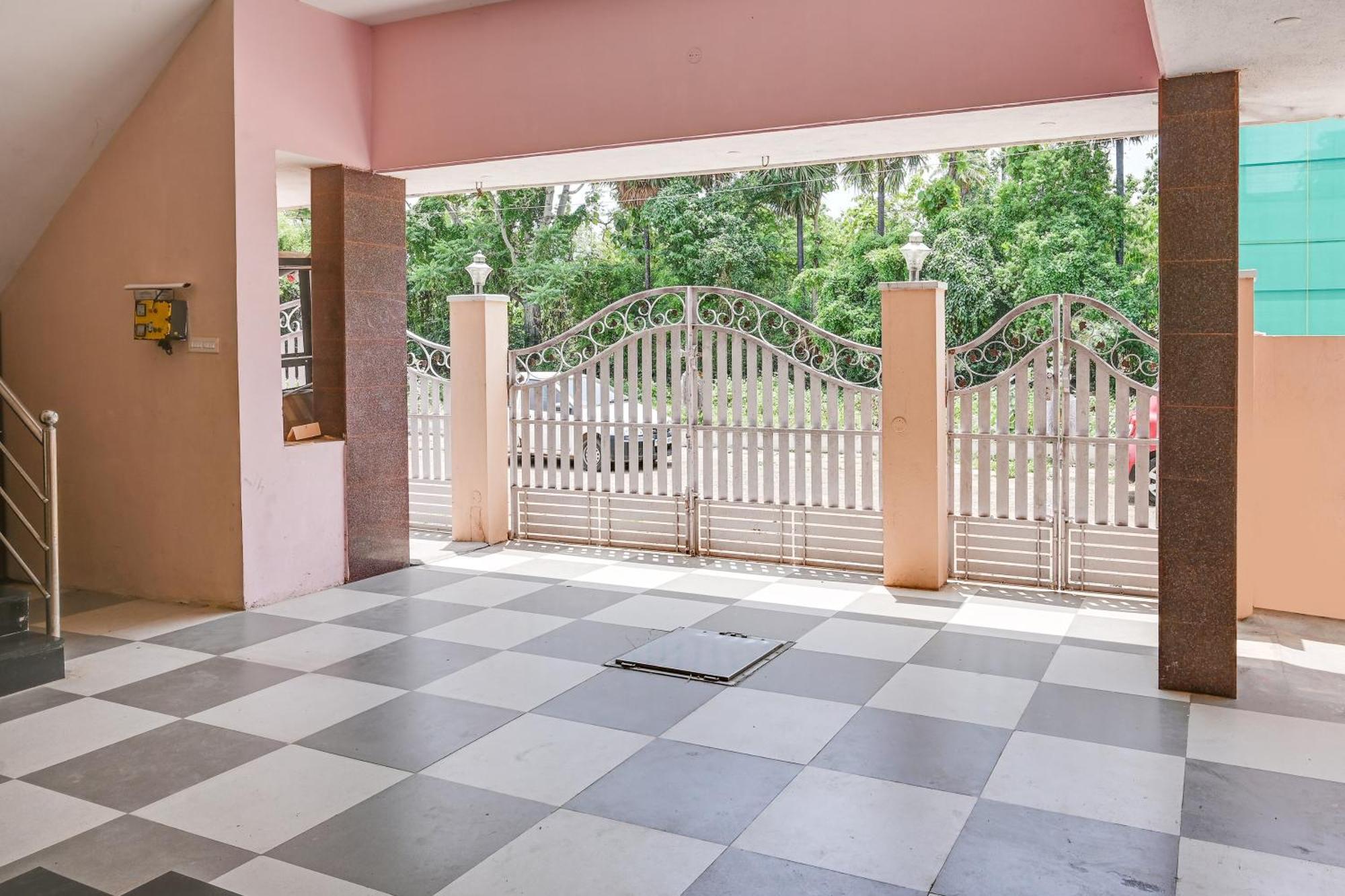 Hotel O Sharin Service Apartments Suramangalam Bagian luar foto
